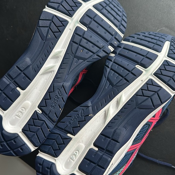 ASICS Ampliform - Picture 4 of 5